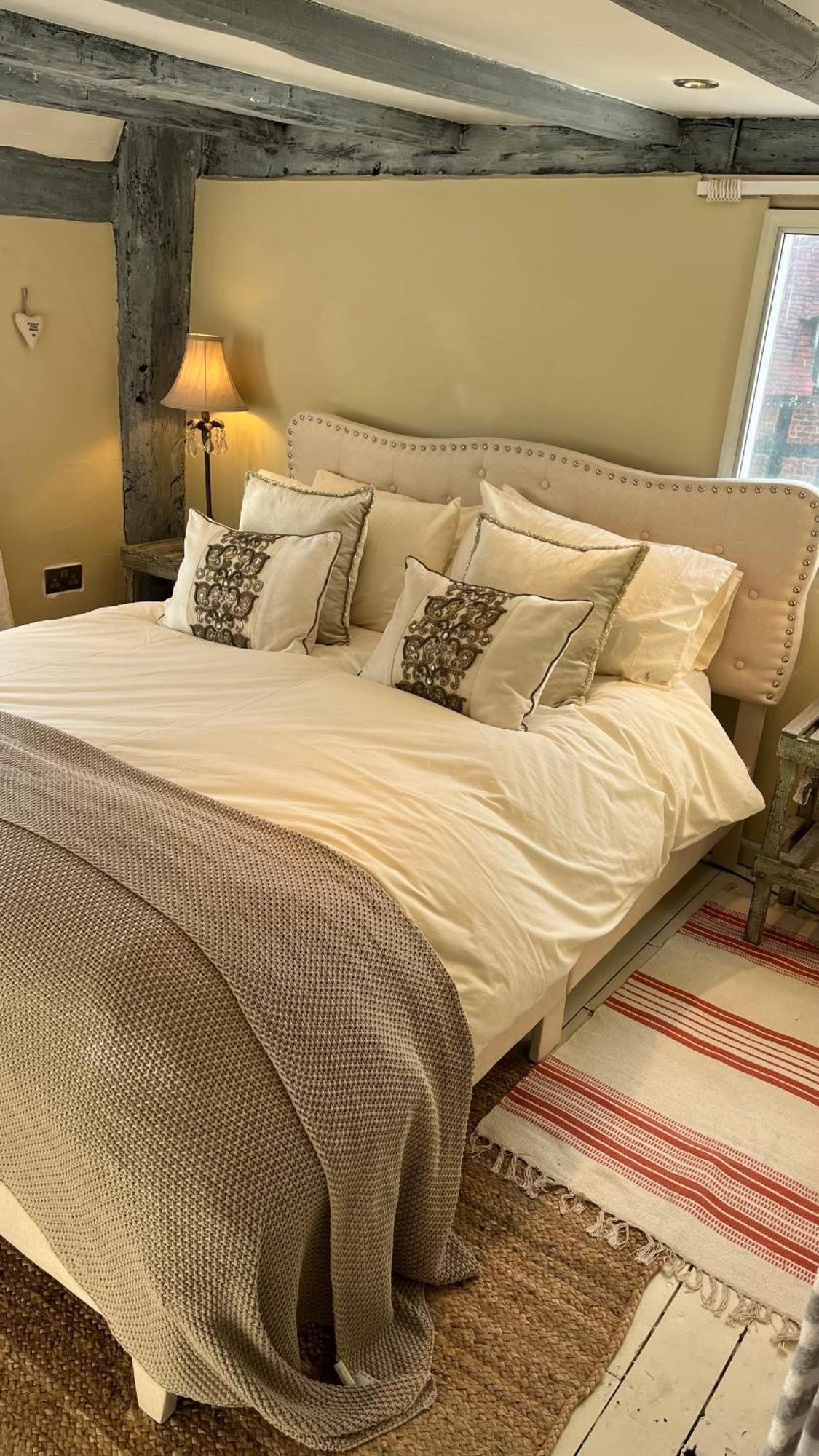 Bed and Breakfast Spenford House 1640 Listed House Idilic Location Pub Walking Distance Loppington Экстерьер фото